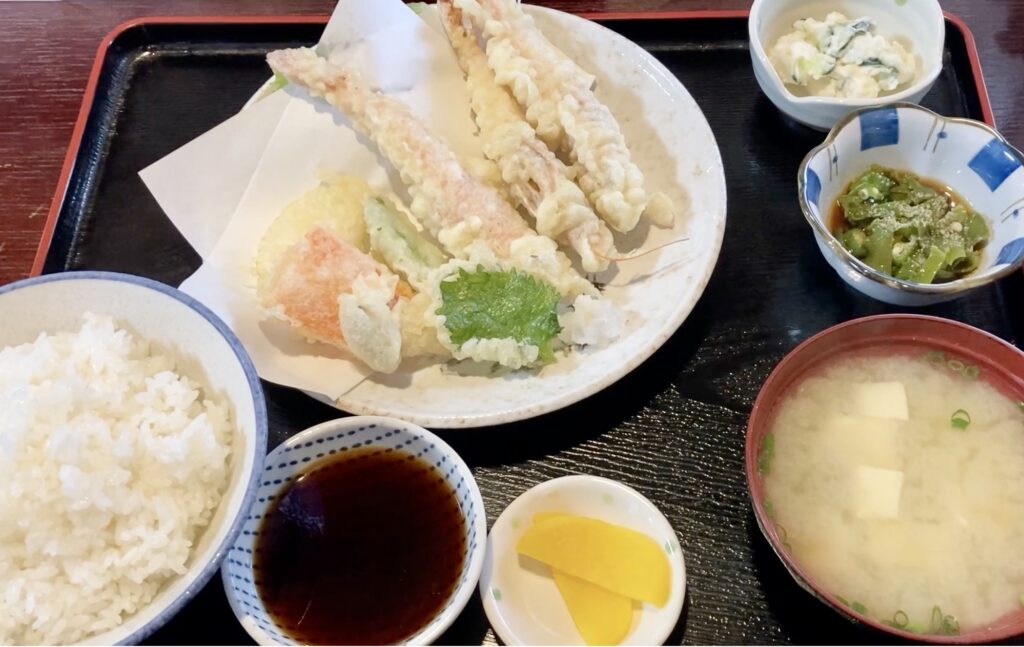 水天の車えびの天ぷら定食